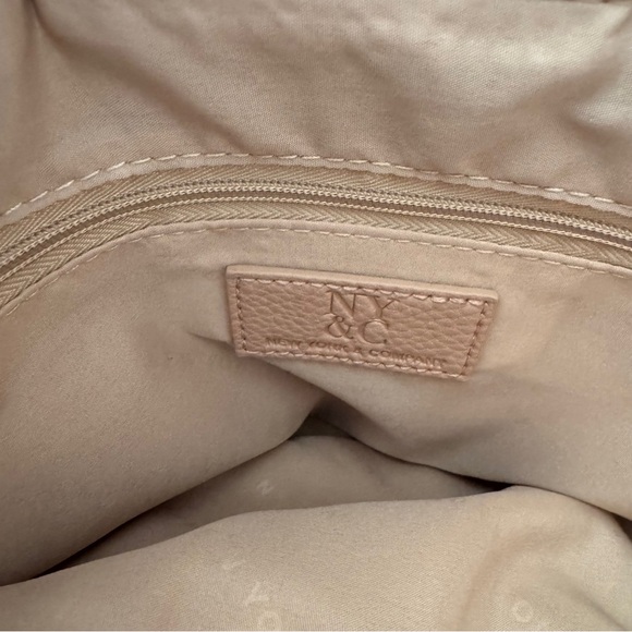 NWT New York and Company Stylish Nude Satchel has short and long straps - Picture 10 of 14